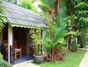 Отель Garden Cottage Пхукет